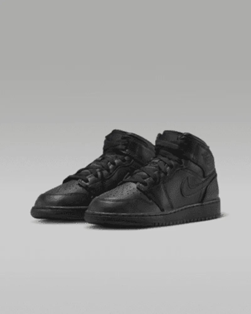 Black/Black/Black