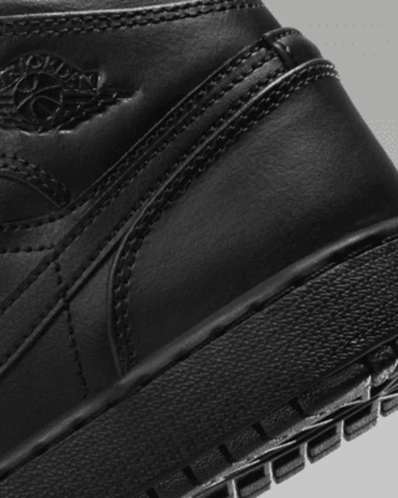 Black/Black/Black