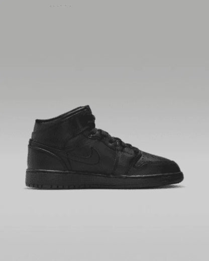 Black/Black/Black
