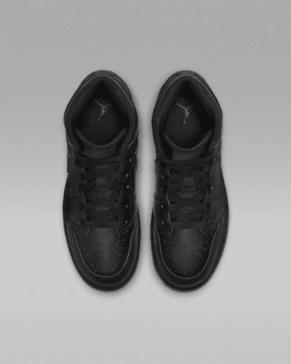 Black/Black/Black