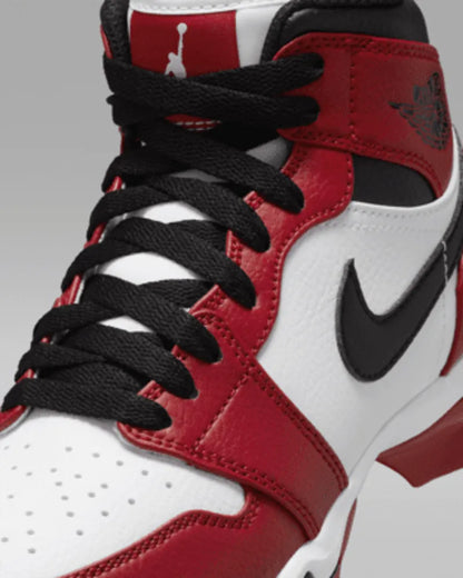 White/Gym Red/Black