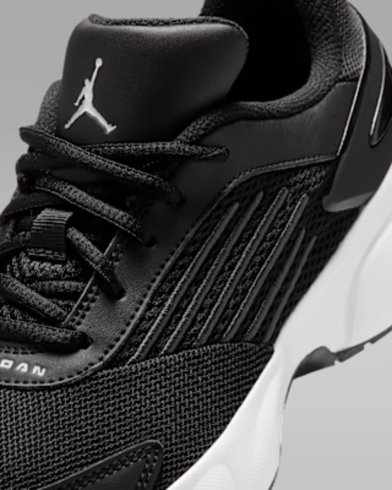 Black/Anthracite/White