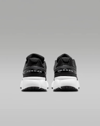 Black/Anthracite/White