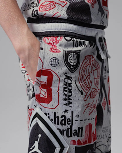 Neutral Grey/Black/Red