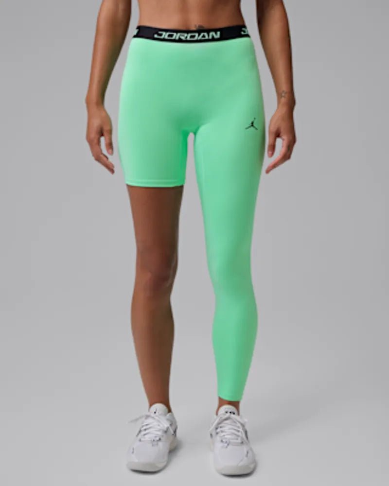 XS